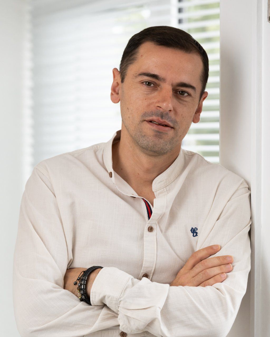 Betim Bajraktari, Medior dossierbeheerder bij Wingman Accountants